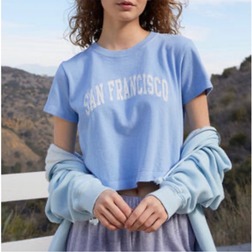 BRANDY MELVILLE TOP